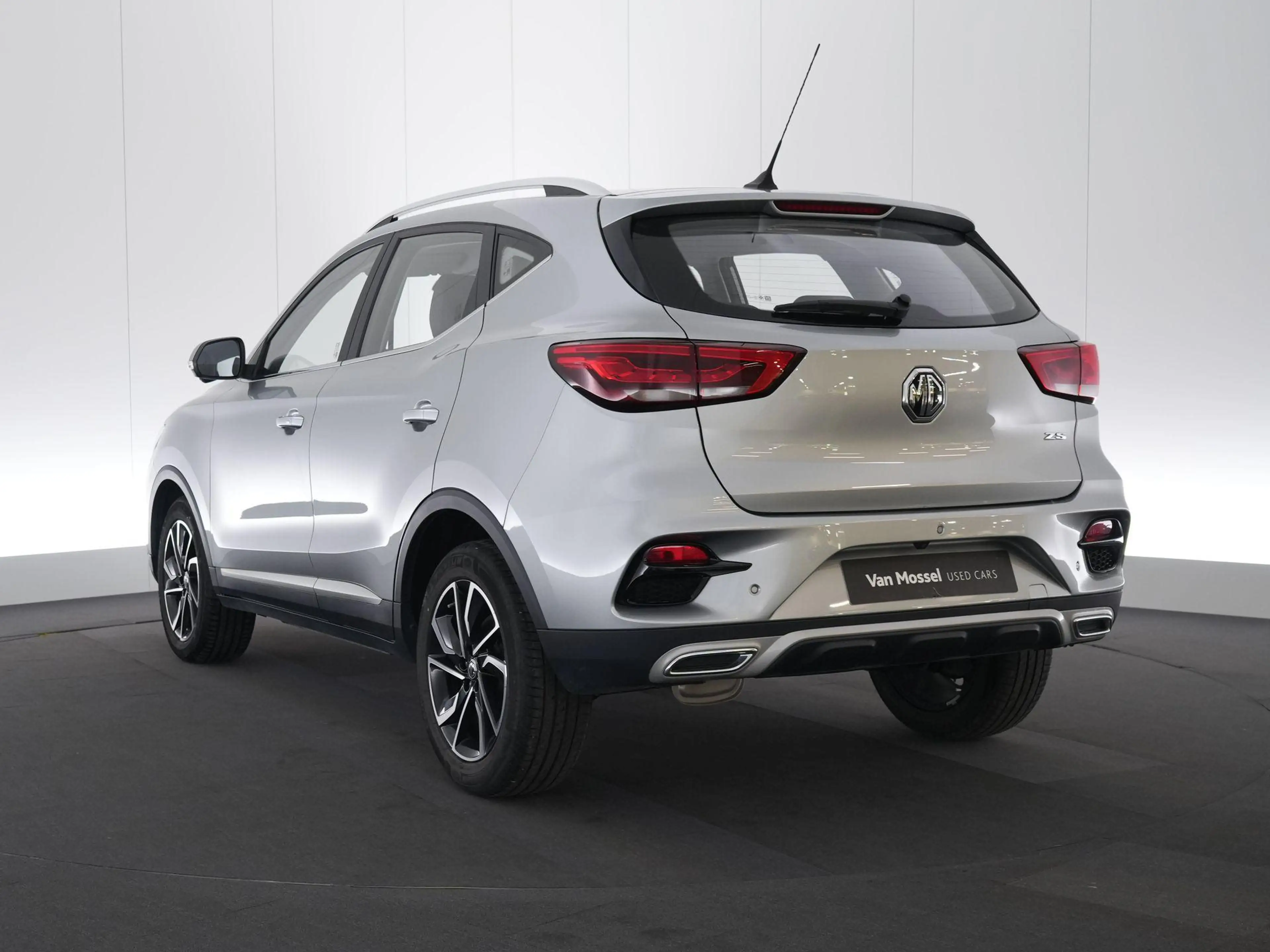 MG ZS ice Luxury vol leder interieur - zetel verwarming — photo 2