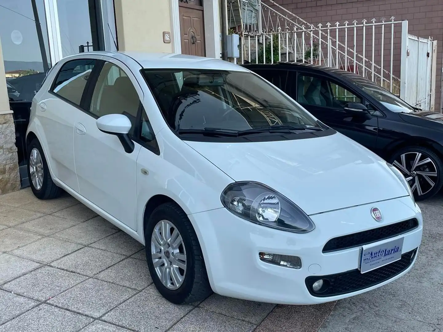 Fiat Punto 1.3 mjt II 16v 75cv Lounge 5p my13 Bianco - 2