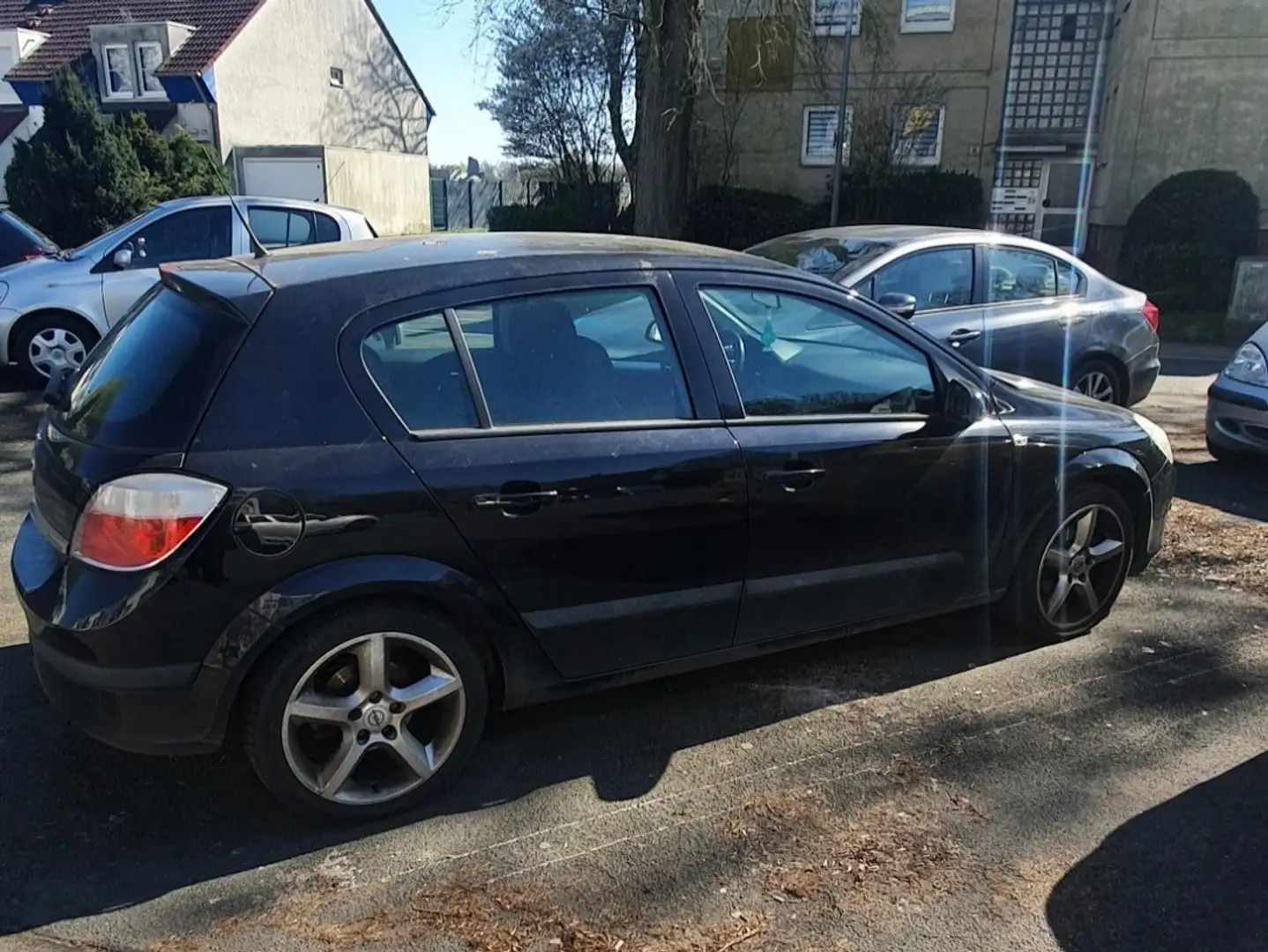Opel Astra Sport Schwarz - 1