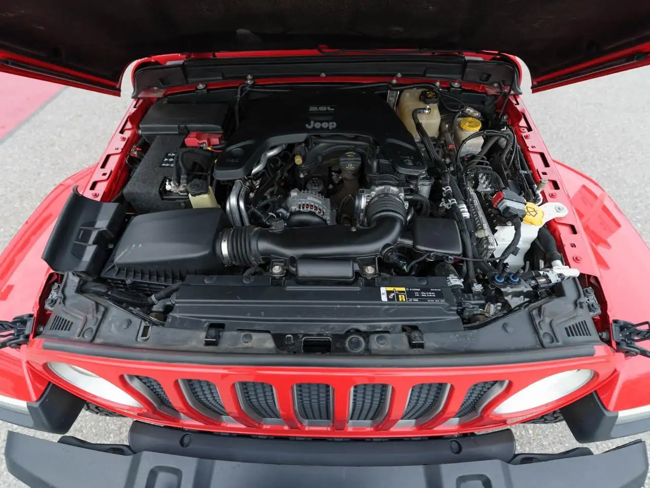 Jeep Wrangler снимка Jeep Wrangler