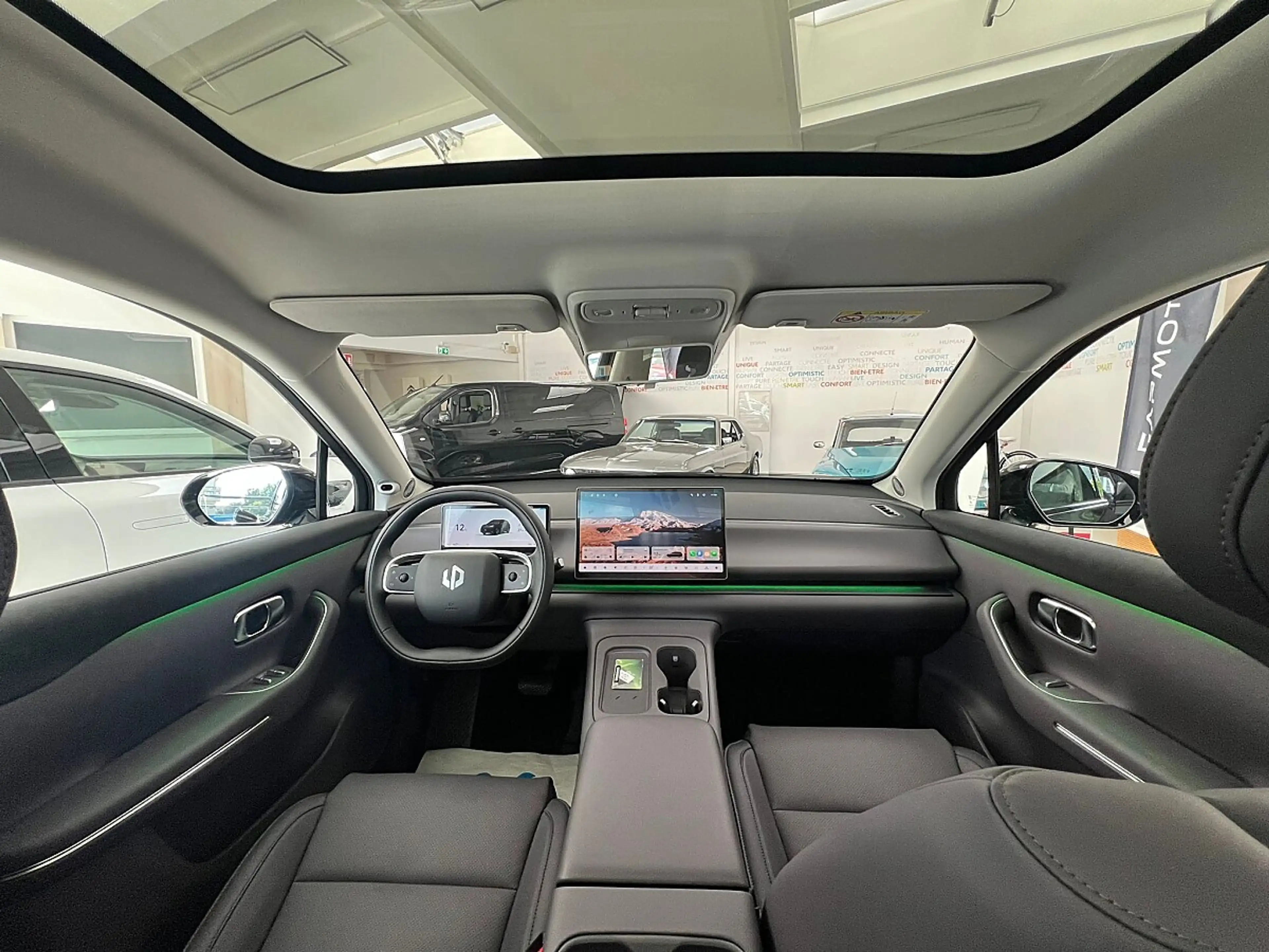 Leapmotor C10 REEV 28,4kWh Design (1080) — photo 7