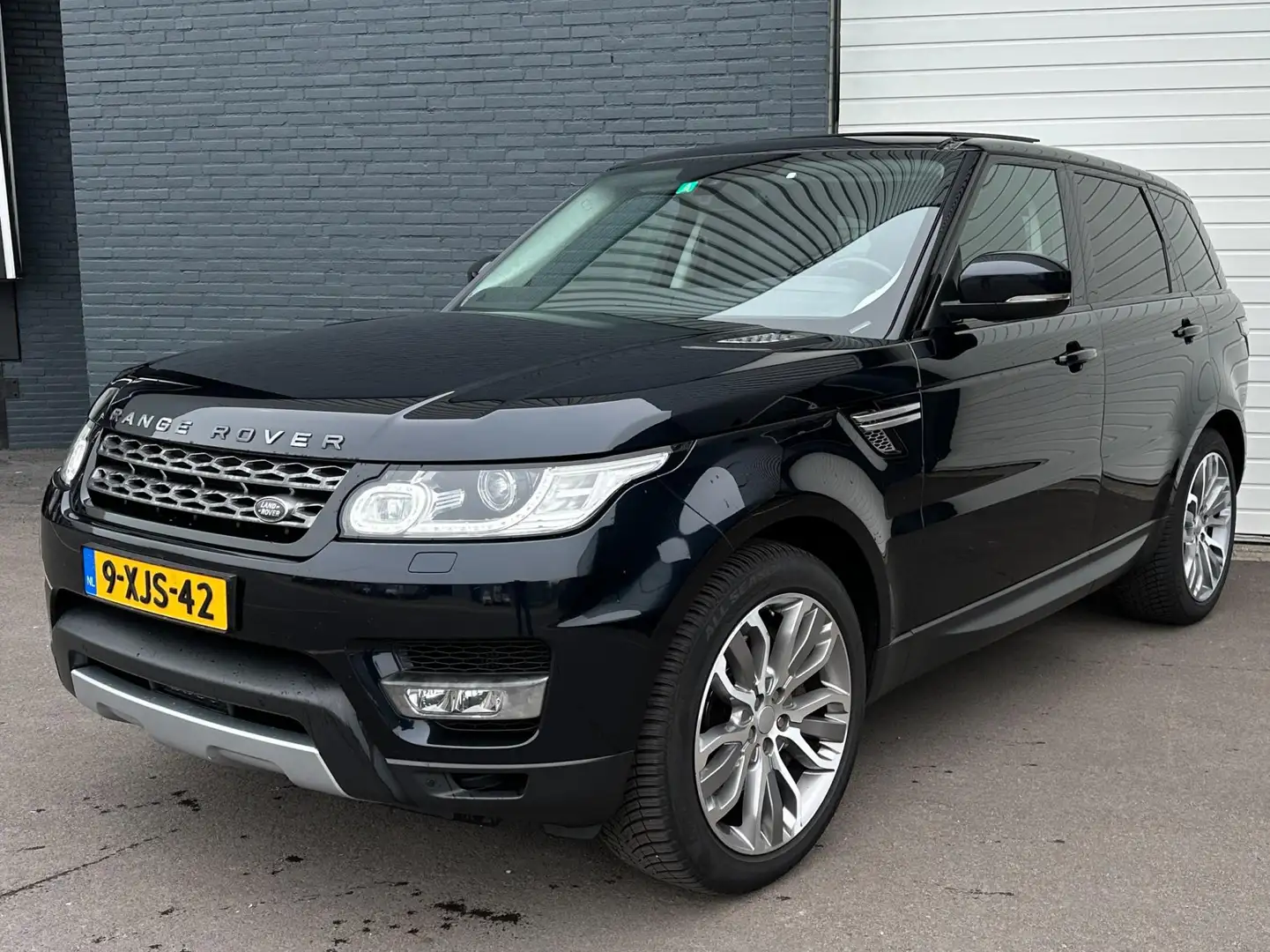 Land Rover Range Rover Sport 3.0 SDV6 Autobiography Dynamic 2EIG/PANO/SOFTCLOSE Чорний - 2