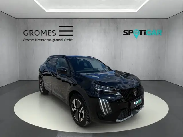 Peugeot 2008 main image