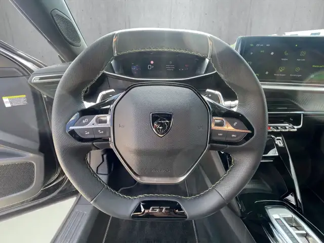 Peugeot 2008 view 10