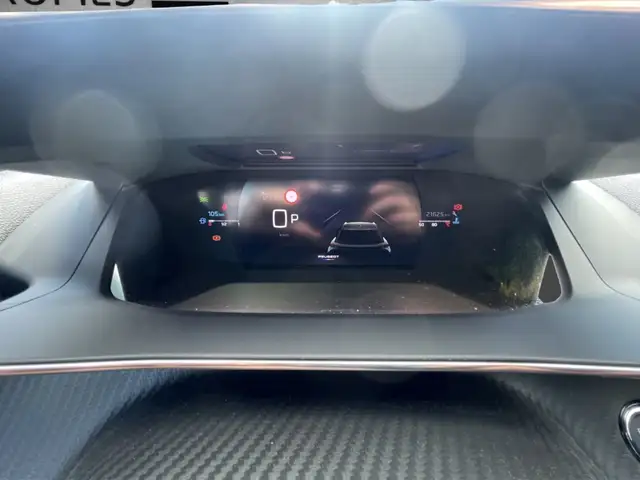 Peugeot 2008 view 15