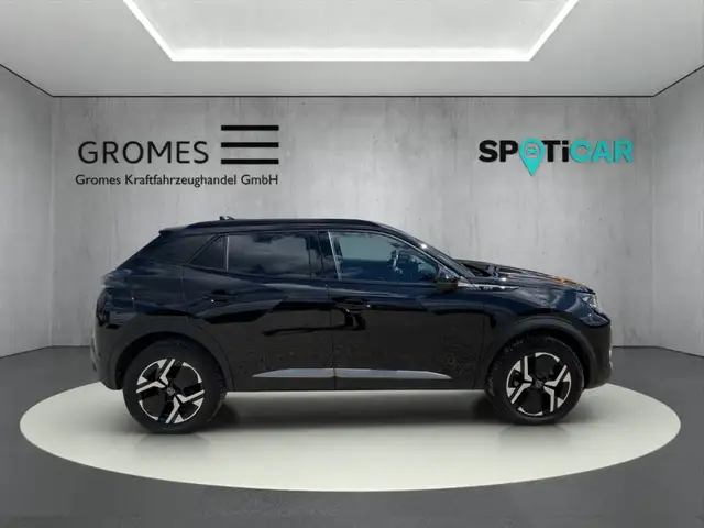Peugeot 2008 view 2