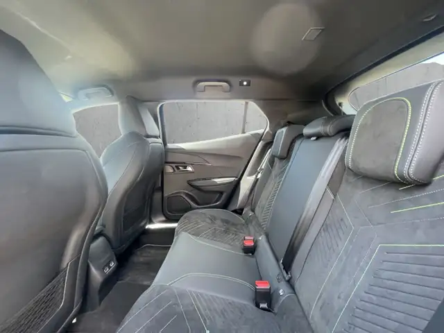 Peugeot 2008 view 8