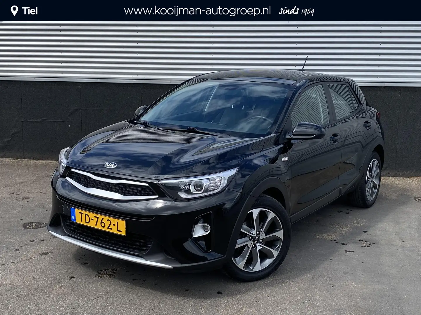 Kia Stonic 1.0 T-GDi ComfortPlusLine Navigator Navigatie, Ach Zwart - 1
