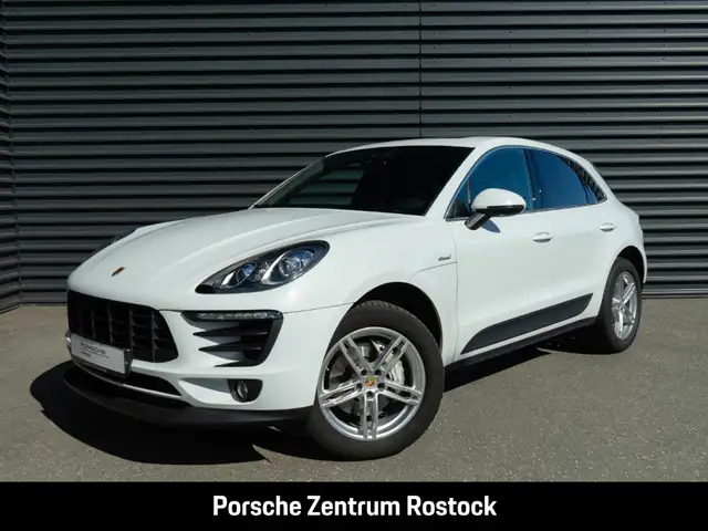 Porsche Macan S Diesel Luftfederung Rückfahrkamera 1Hand