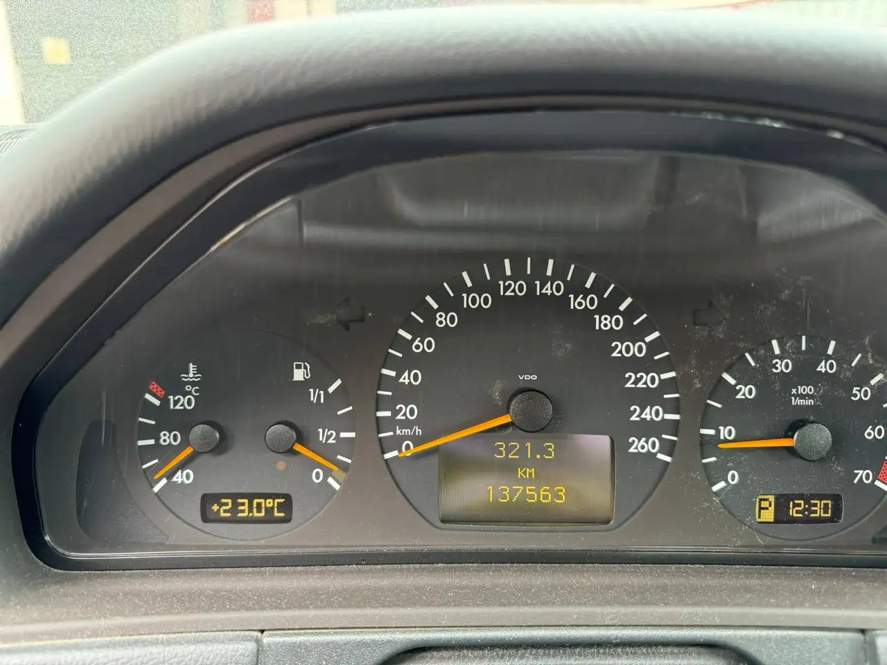 Mercedes-Benz E 200 kompressor Elegance Automatic, foto 4