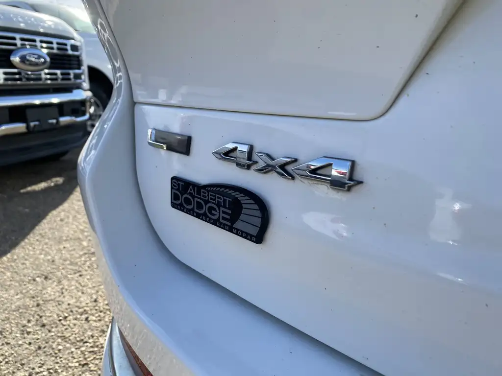 2022 Jeep Grand Cherokee L Overland — photo 7
