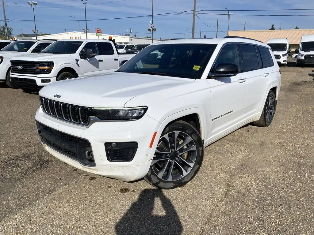 2022 Jeep Grand Cherokee L Overland — photo 2