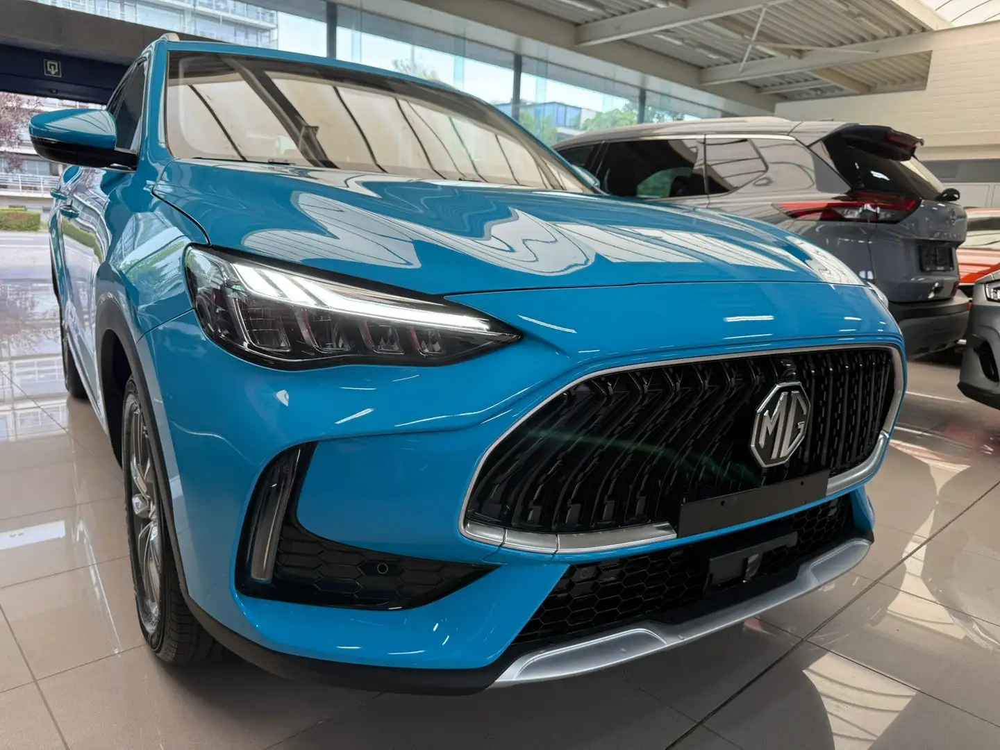 MG HS 1.5 T-GDi Comfort DCT AUTOM+LEDER/GPS/ACC - NIEUW Blauw - 1
