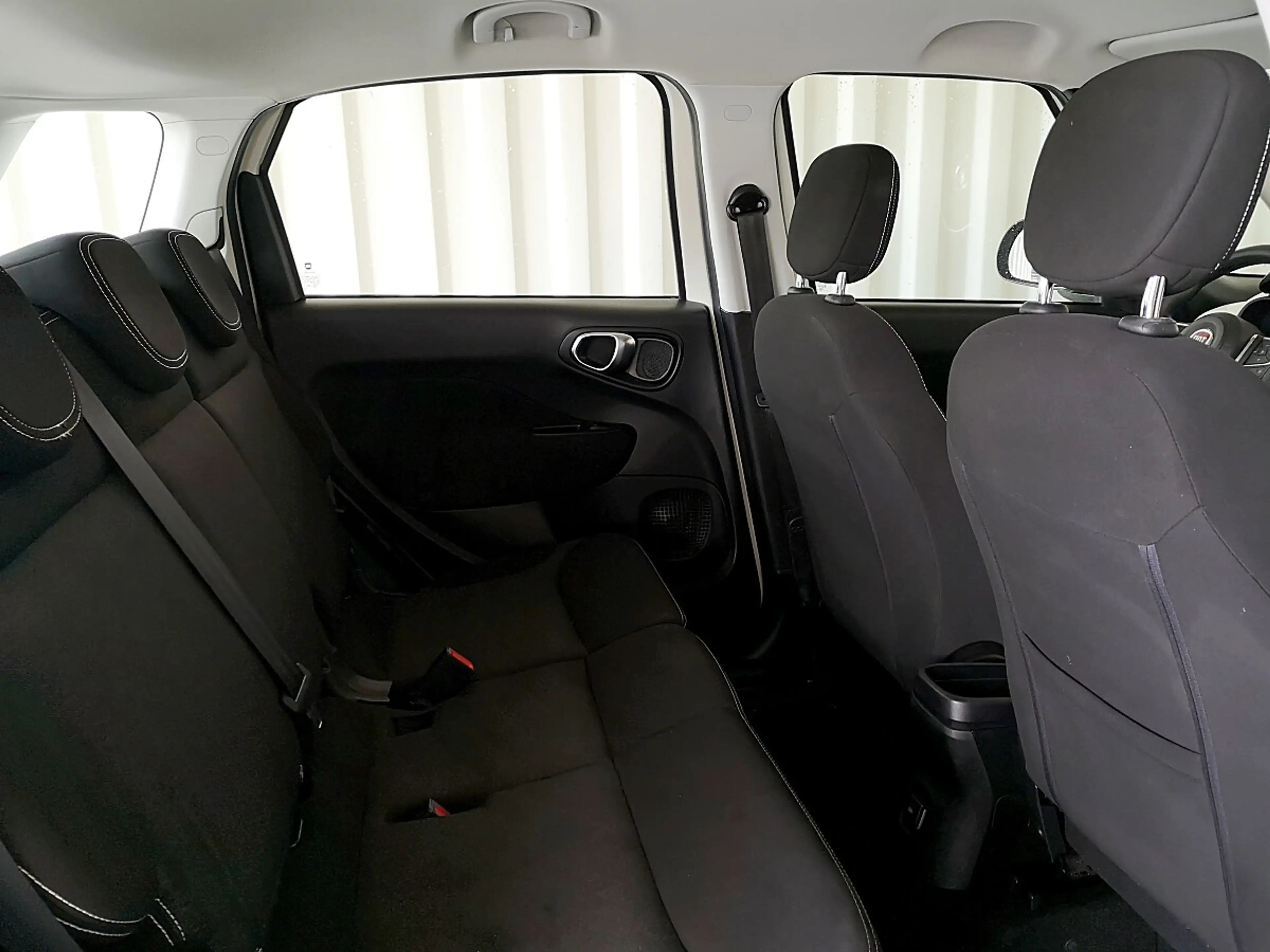Fiat 500L 1,4 95 Mirror "NAVI" — photo 11
