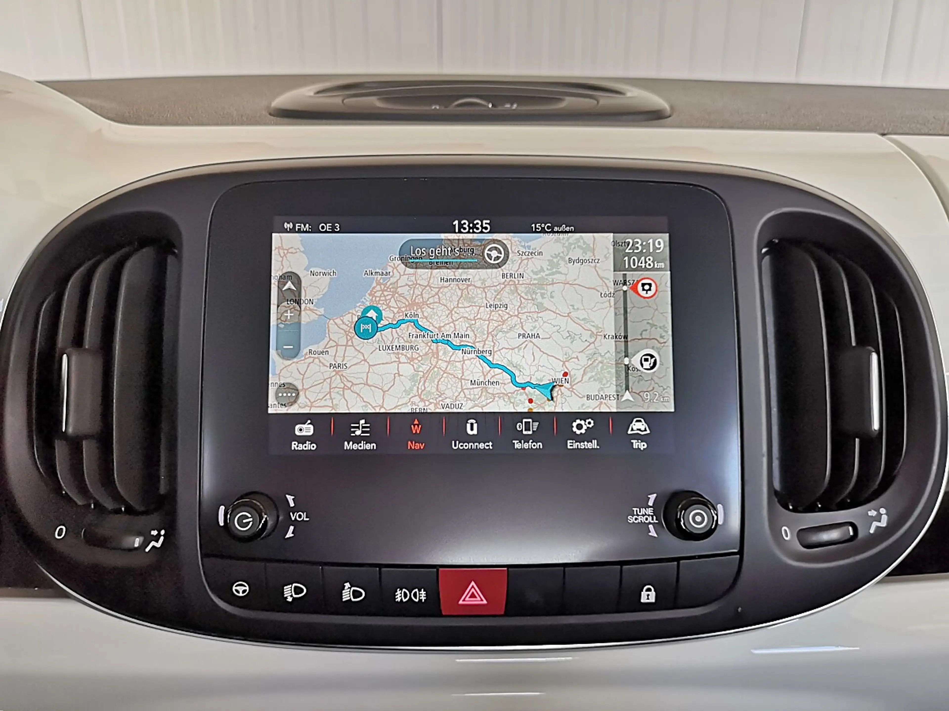 Fiat 500L 1,4 95 Mirror "NAVI" — photo 14