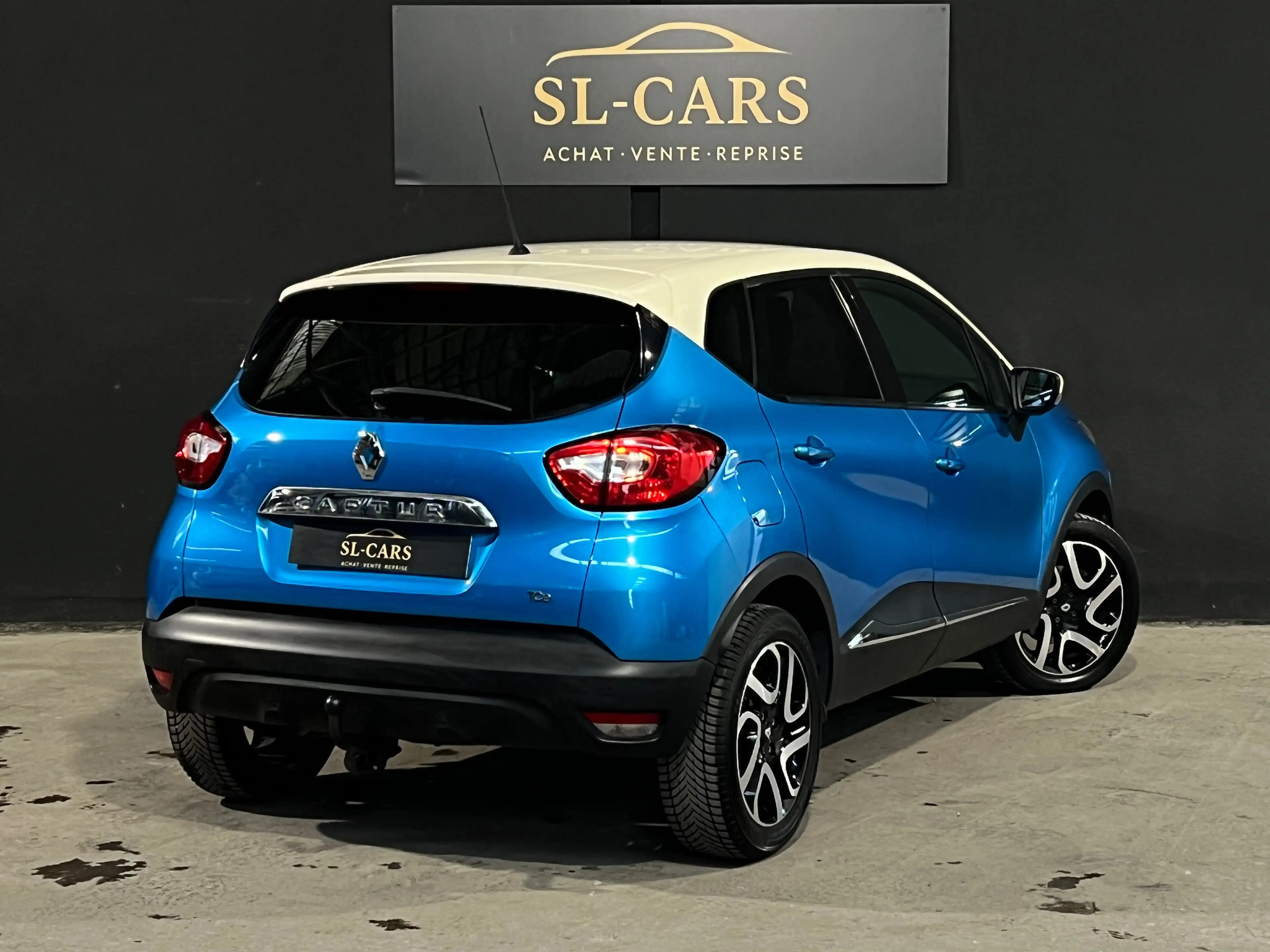 Renault Captur 1.2i TCE - MOTEUR À CHAÎNE - FULL OPTION - BOÎTE AUTOMATIQUE - 12 MOIS GARANTIE !! — photo 4
