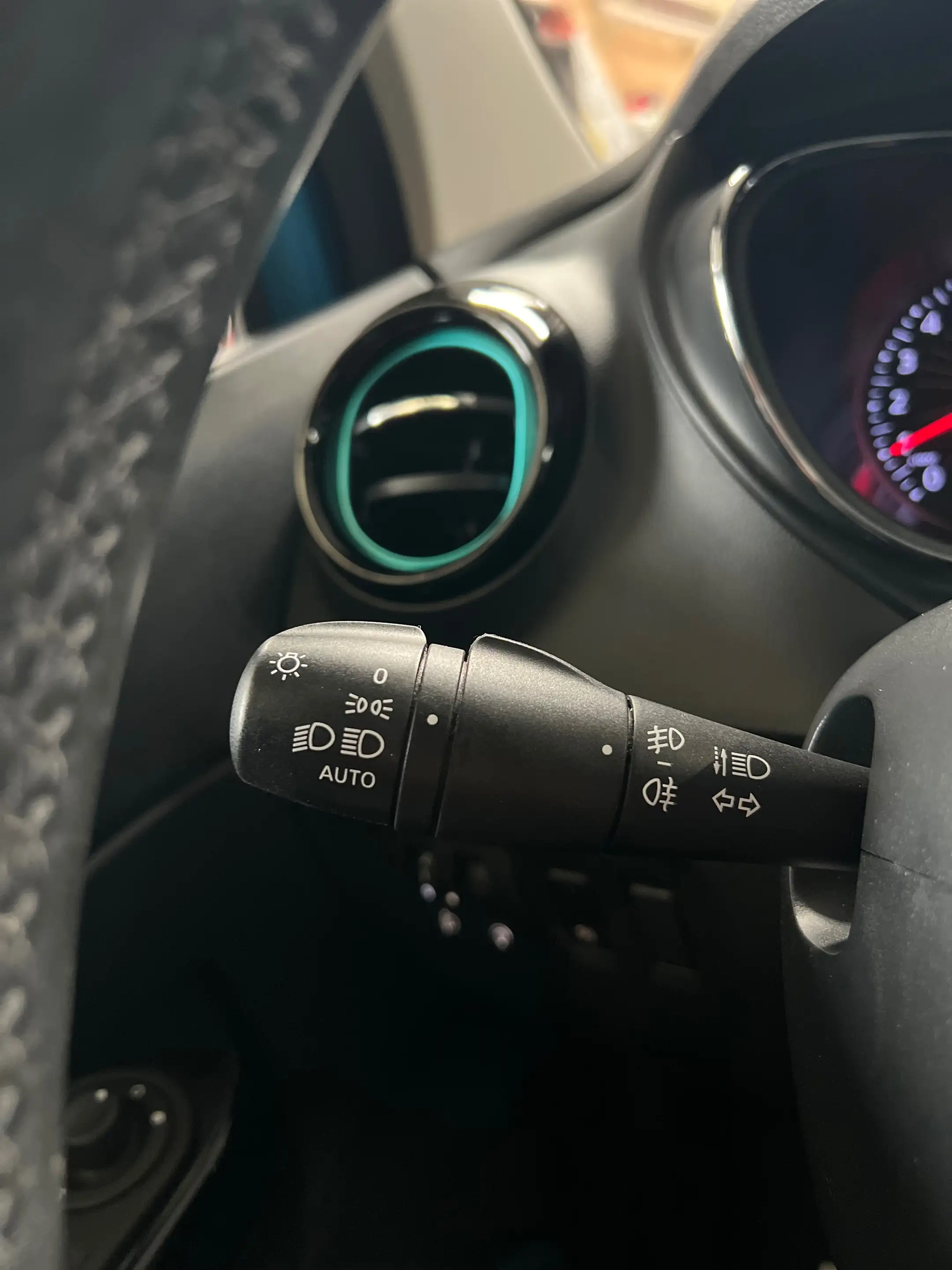 Renault Captur 1.2i TCE - MOTEUR À CHAÎNE - FULL OPTION - BOÎTE AUTOMATIQUE - 12 MOIS GARANTIE !! — photo 14
