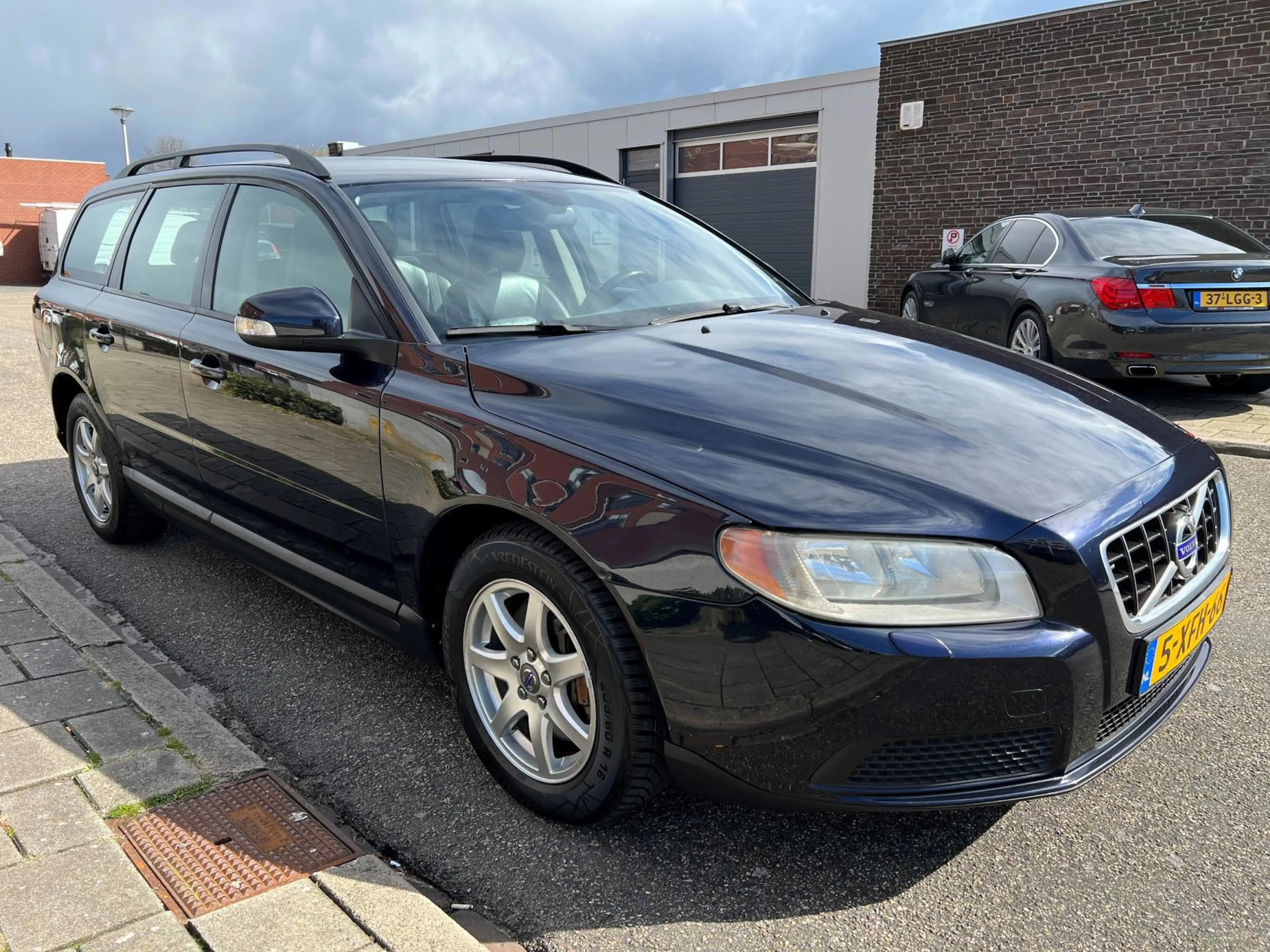 Volvo V70 2.5T Momentum AUT /Airco/Cruise/LMV/Elek. Pakket — photo 7