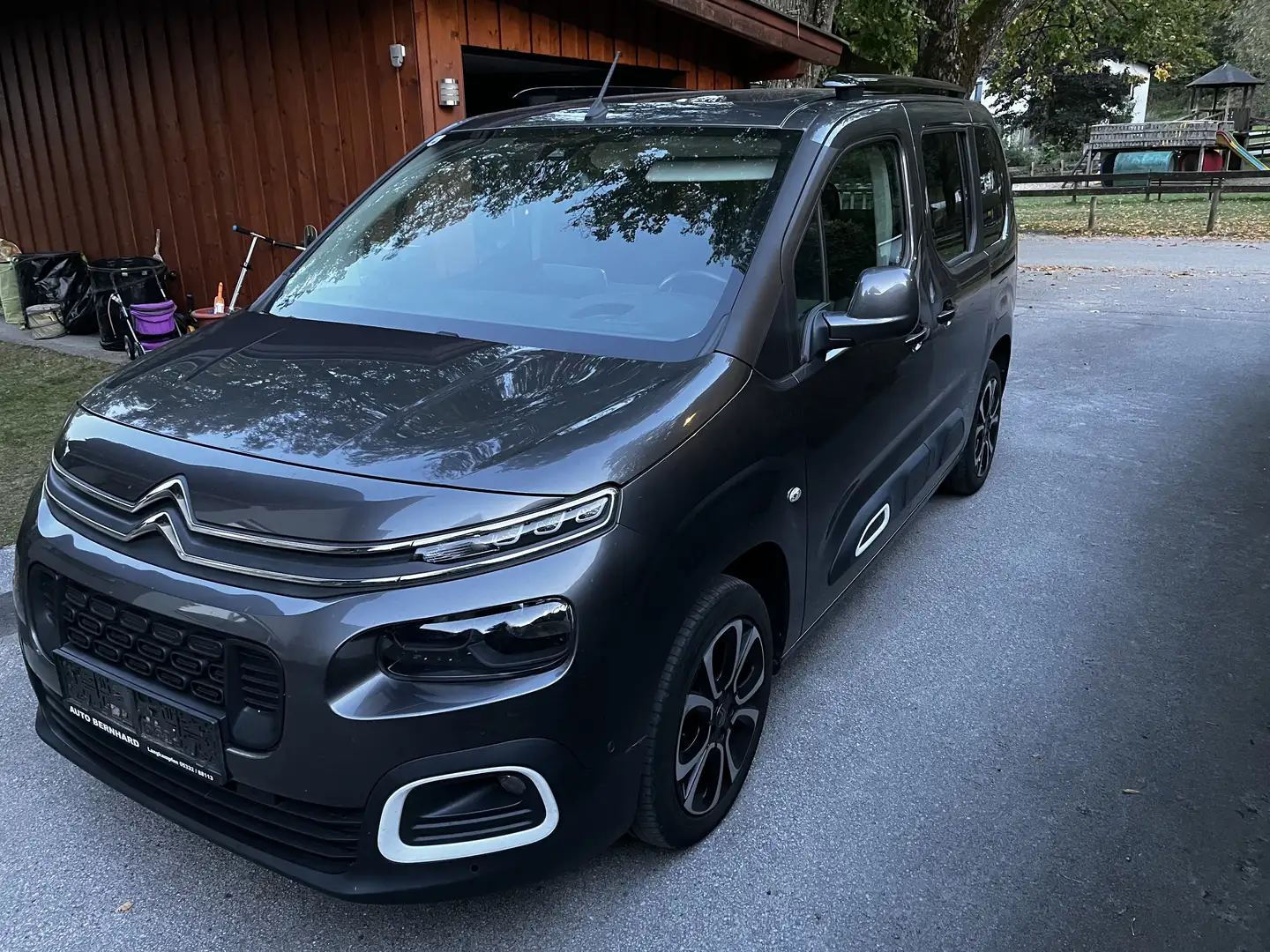 Citroen Berlingo BlueHDI 130 S&S Shine - 2