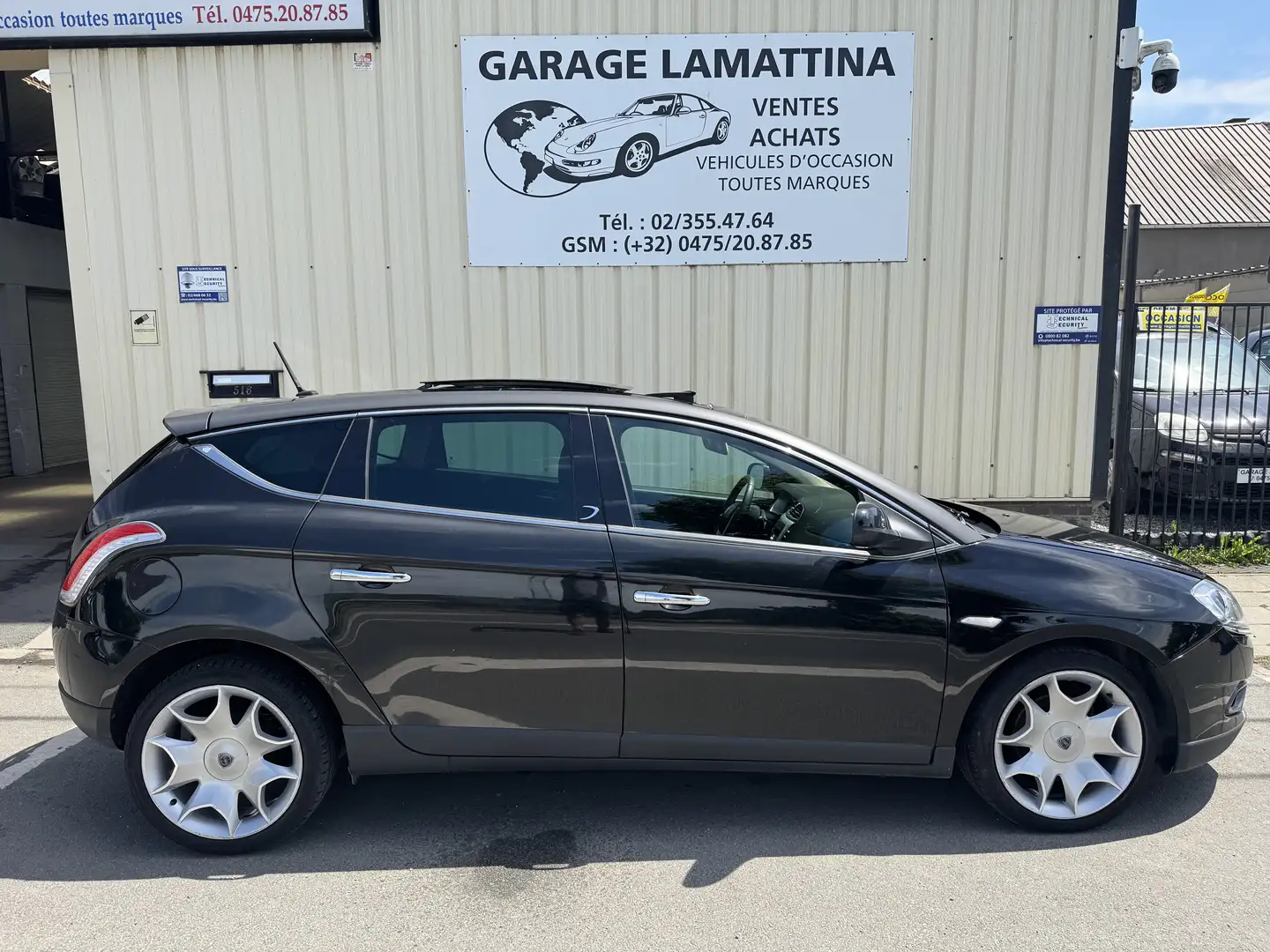 Lancia Delta 1.4  Di lusso sport - 1