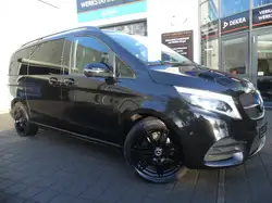 Mercedes-Benz V 250 d 4Matic AVANTGARDE AMG LED/3xeTÜR/MBUX/AHK