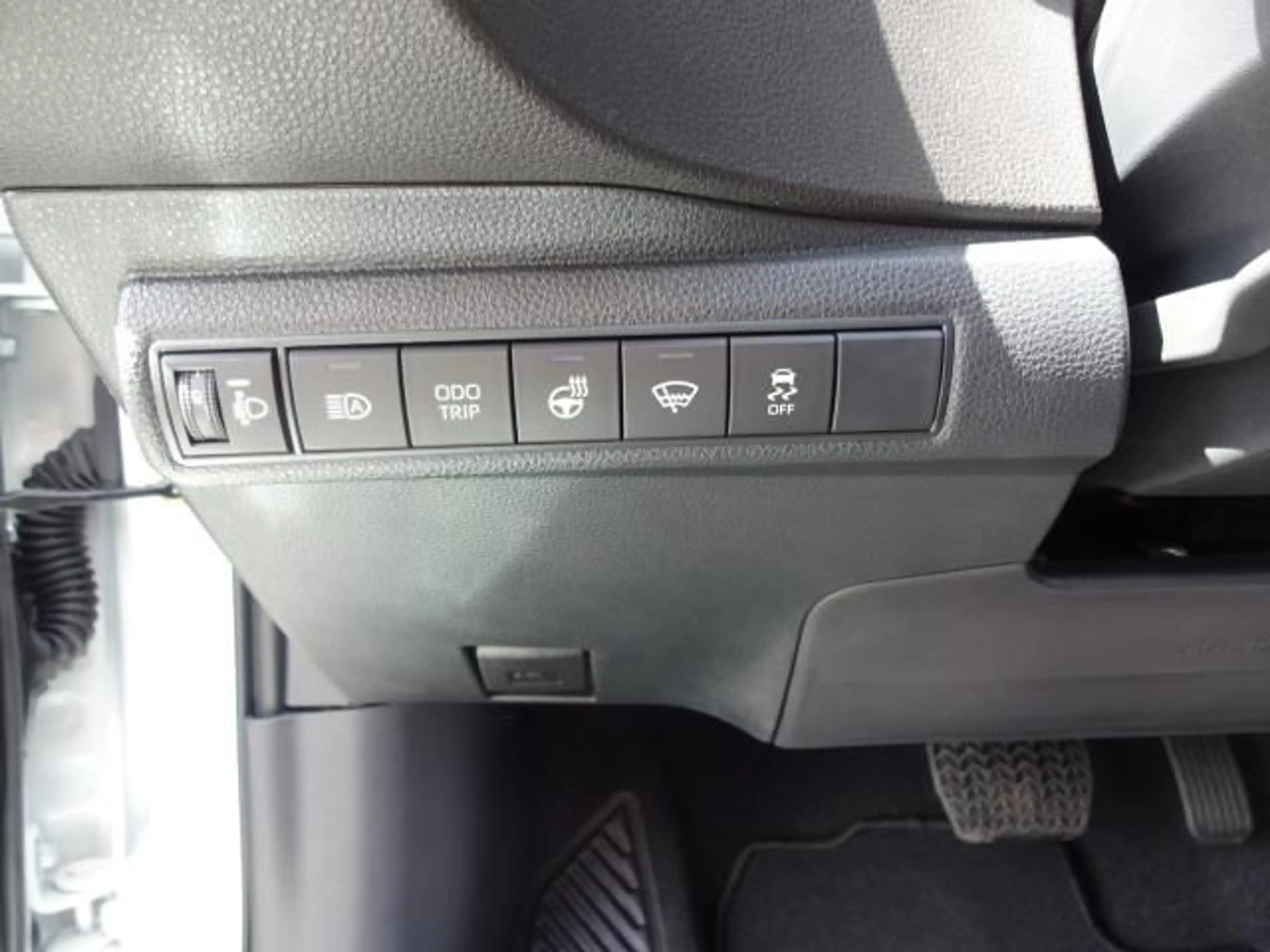 Suzuki Swace SWACE 1.8 CVT COMFORT+ NAVI EINPARKHILFE SITZH. — photo 14