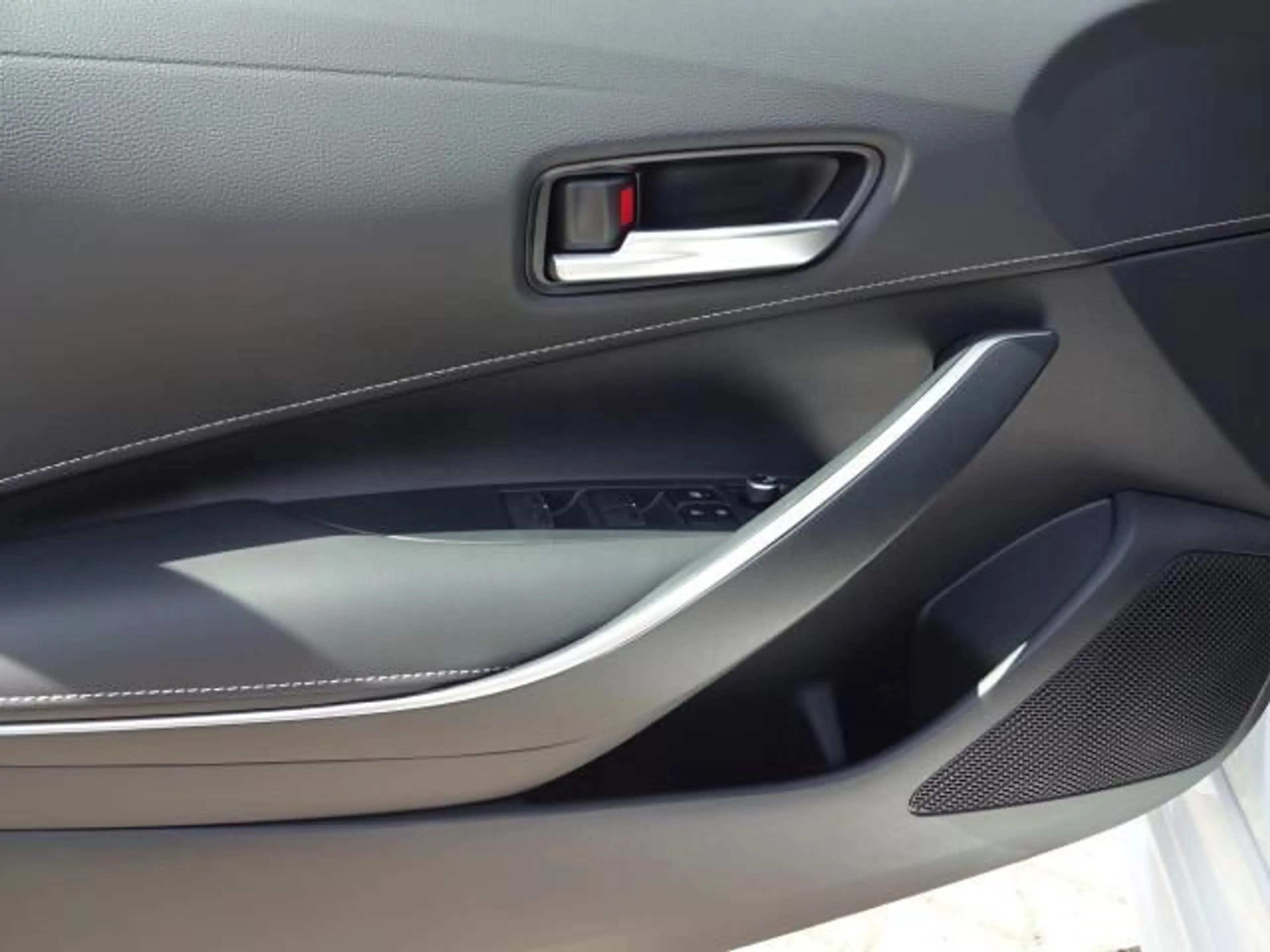 Suzuki Swace SWACE 1.8 CVT COMFORT+ NAVI EINPARKHILFE SITZH. — photo 13