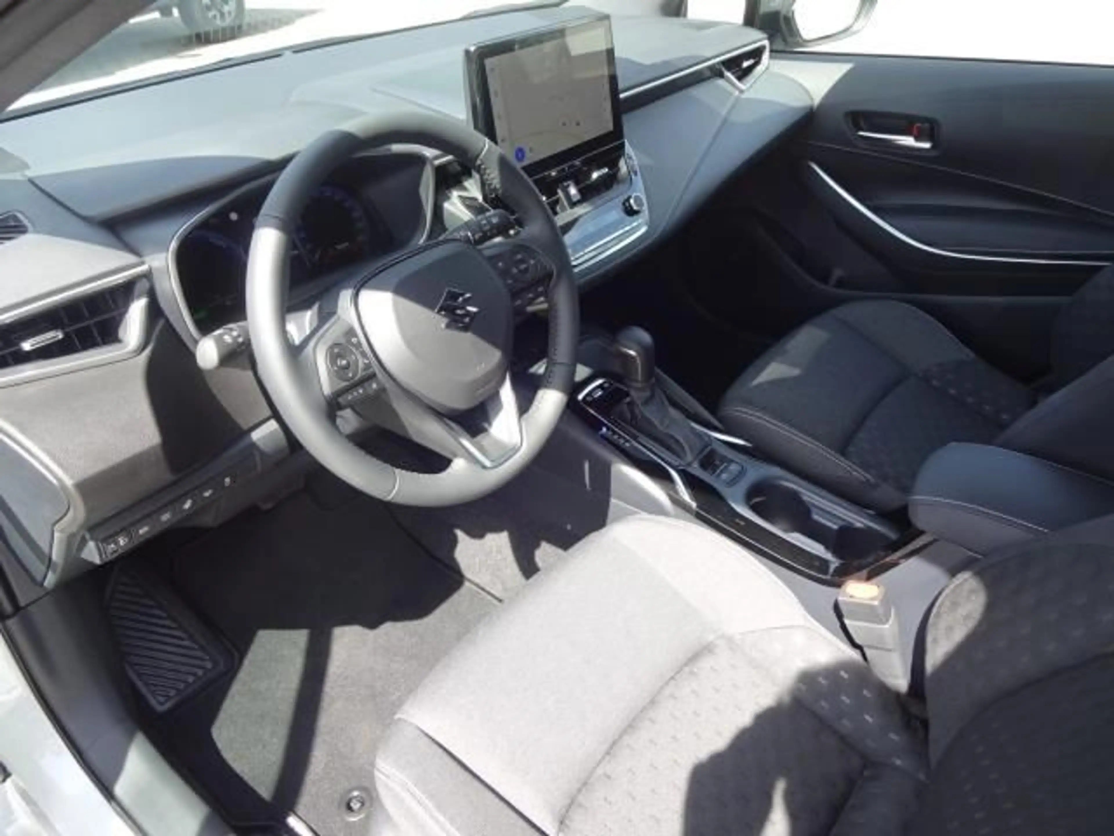 Suzuki Swace SWACE 1.8 CVT COMFORT+ NAVI EINPARKHILFE SITZH. — photo 15