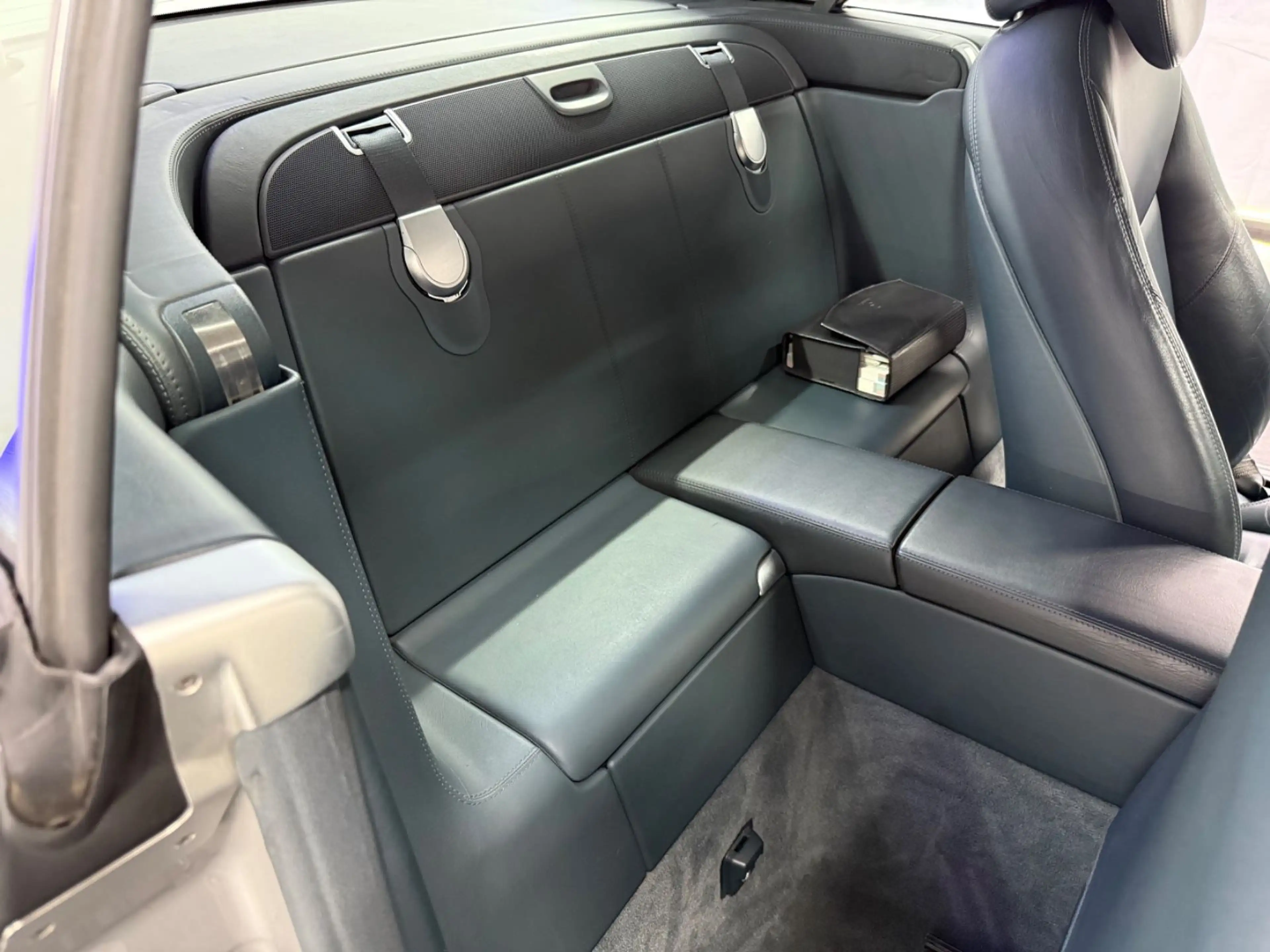 Mercedes-Benz SL 500 TEMPO MEMORY AMG-ALU 2xPDC BIXENON LEDER — photo 14