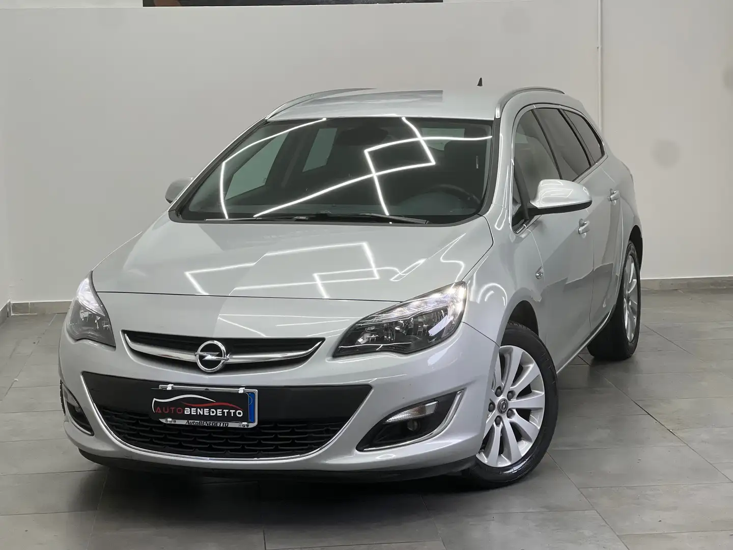 Opel Astra Astra r Sports Tourer 1.6 cdti Business Argent - 1