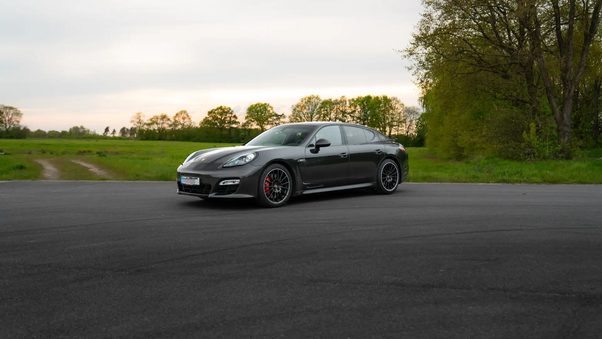 Porsche Panamera Panamera GTS PDK Gris - 2
