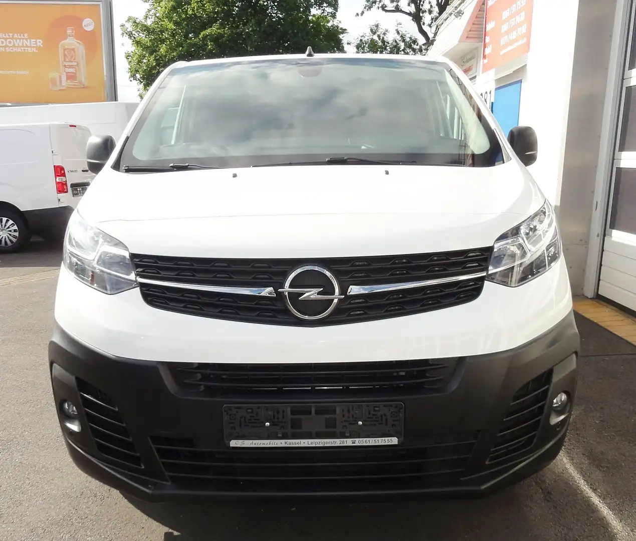 Opel Vivaro Vivaro 2,0 l CDTI 90 KW Klima L3 lang Navi  LKW Weiß - 2