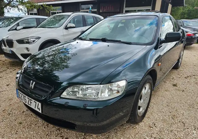 Honda Accord coupe 2.0i 147 cv cuir toit ouvrant historique entretien