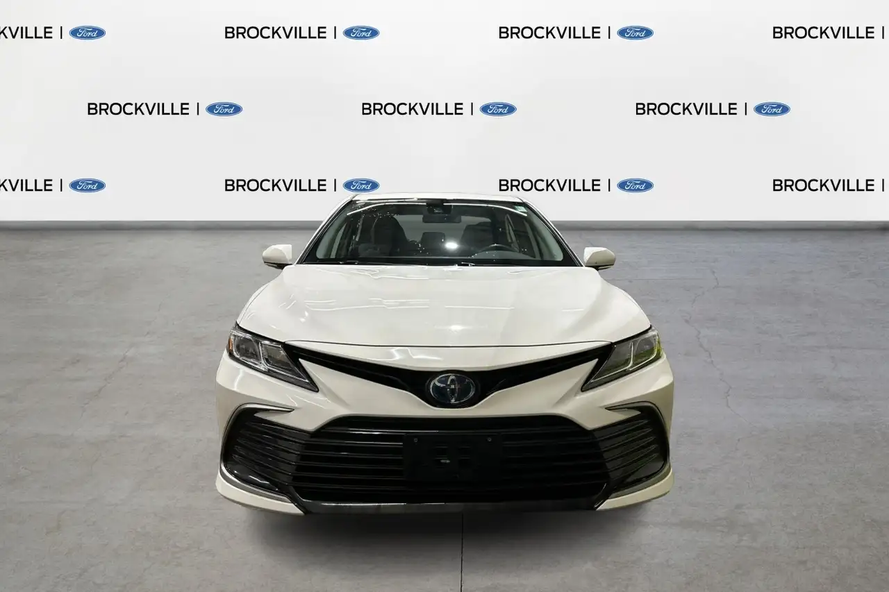 Toyota Camry снимка Toyota Camry