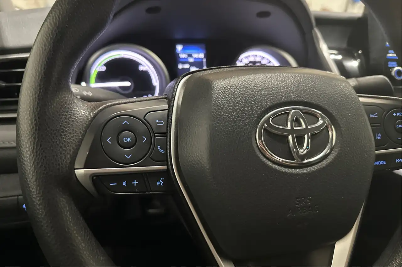 Toyota Camry снимка Toyota Camry
