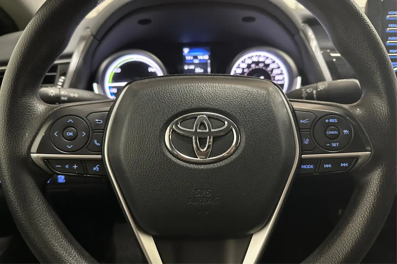 Toyota Camry снимка Toyota Camry