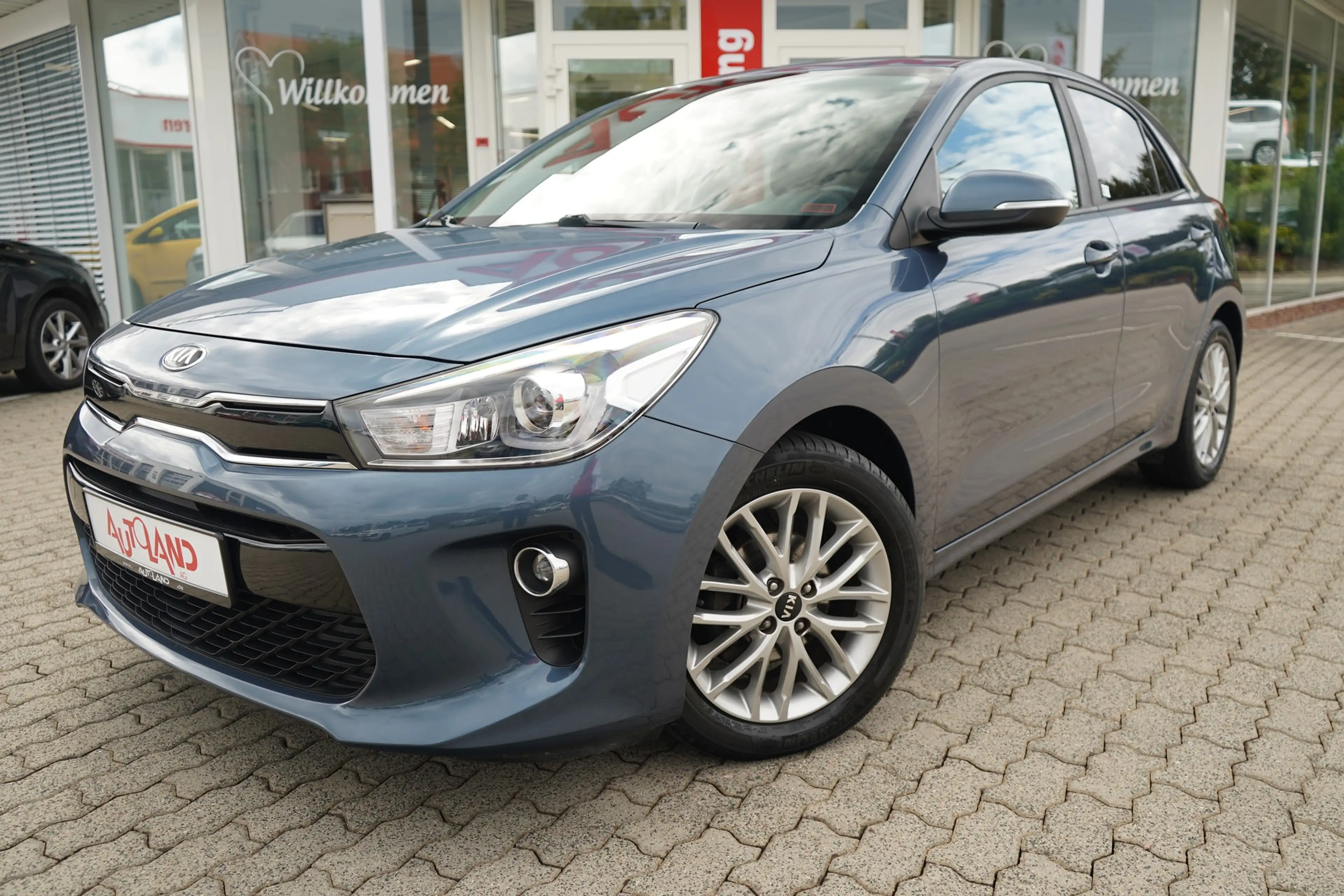 Kia Rio 1.2 Dream Team — photo 2