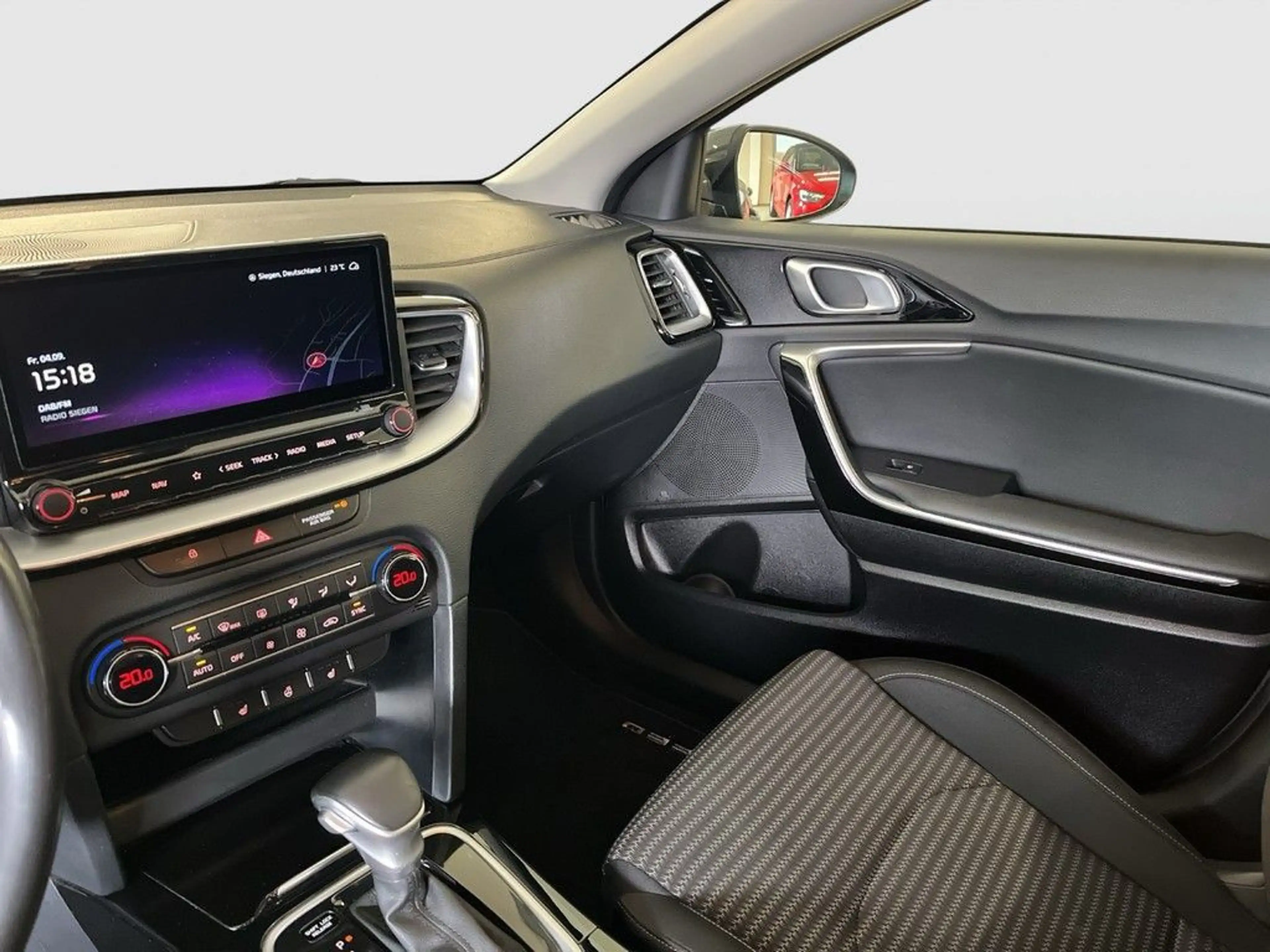 Kia Ceed SW / cee'd SW Ceed Sportswagon 1.5 T-GDI Spirit LED SHZ PDC Rü — photo 21