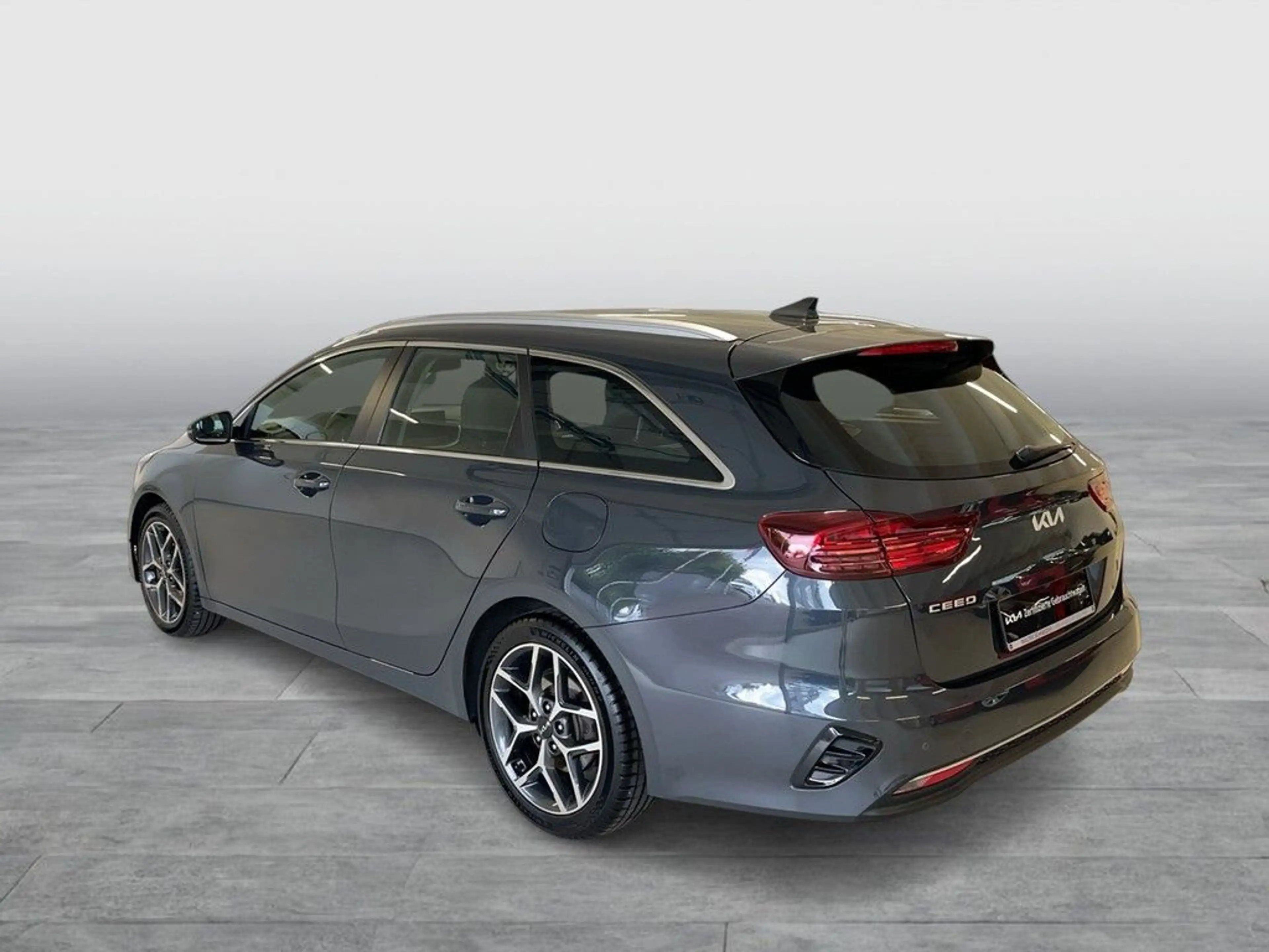 Kia Ceed SW / cee'd SW Ceed Sportswagon 1.5 T-GDI Spirit LED SHZ PDC Rü — photo 4