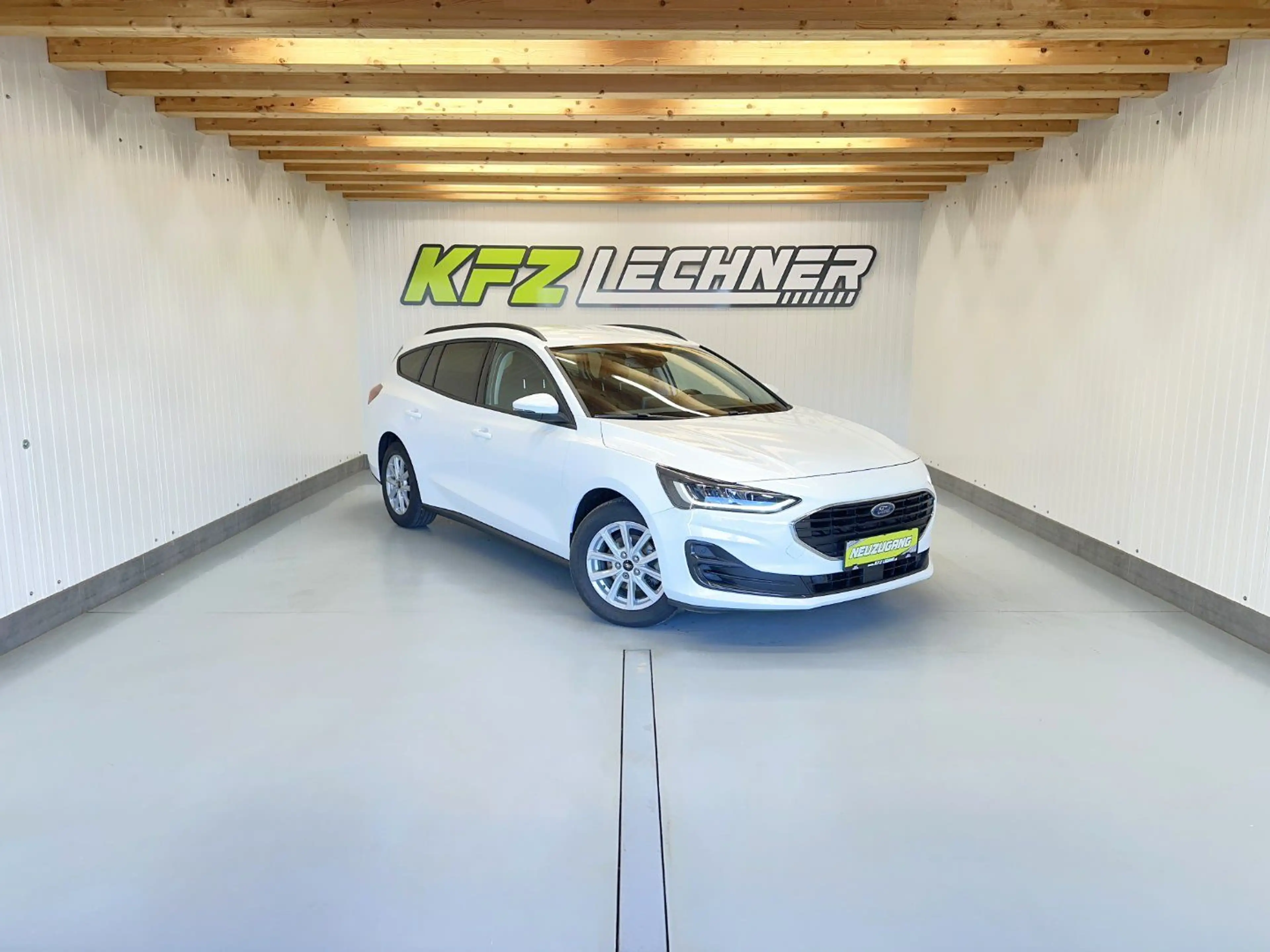Ford Focus Turnier 1.5 EcoBl. "SITZH*NAVI*LED*DAB"