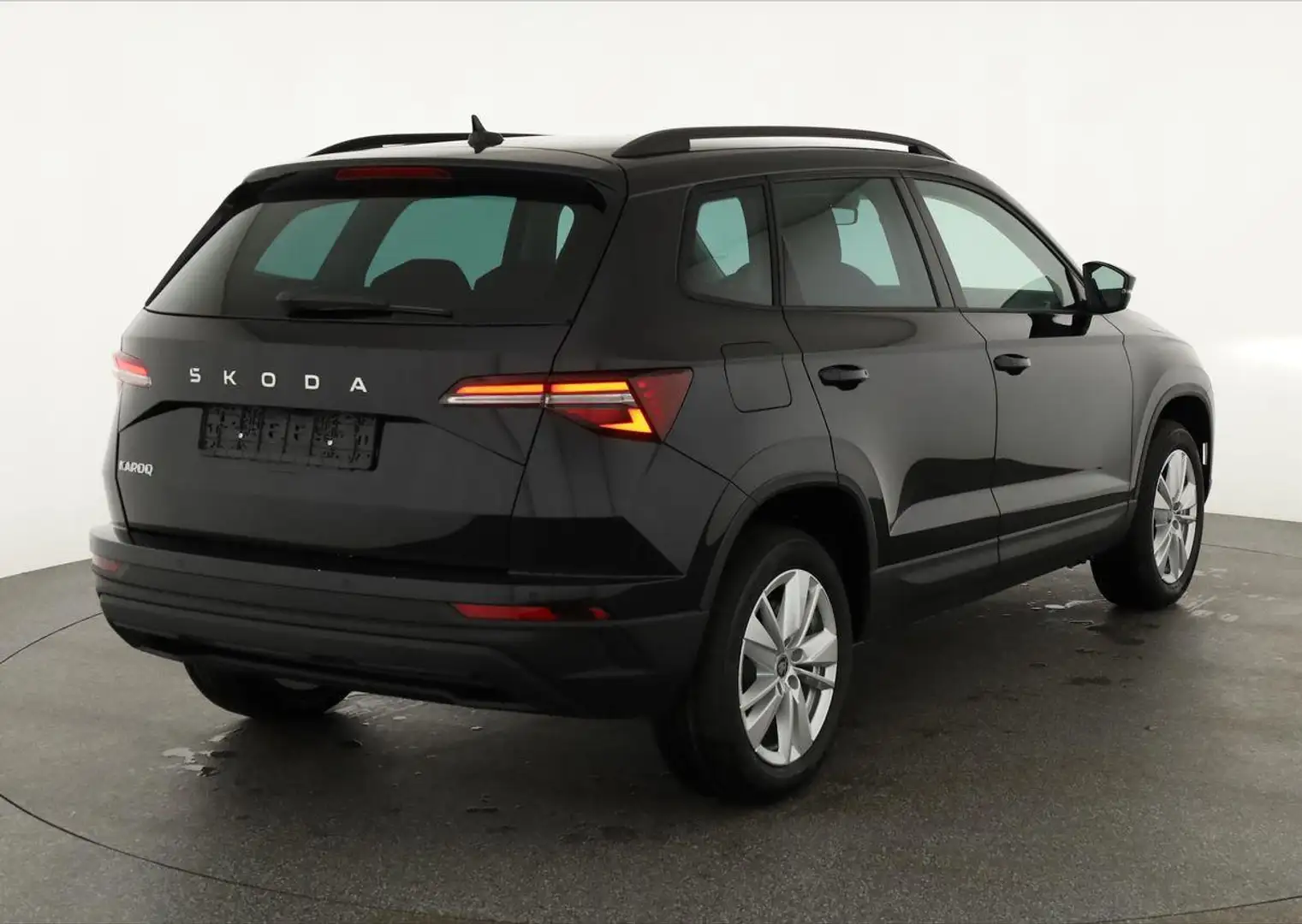 Skoda Karoq 1.5 TSI DSG 130 Jahre, AHK, el. Klappe, Kamera,... Чёрный - 2