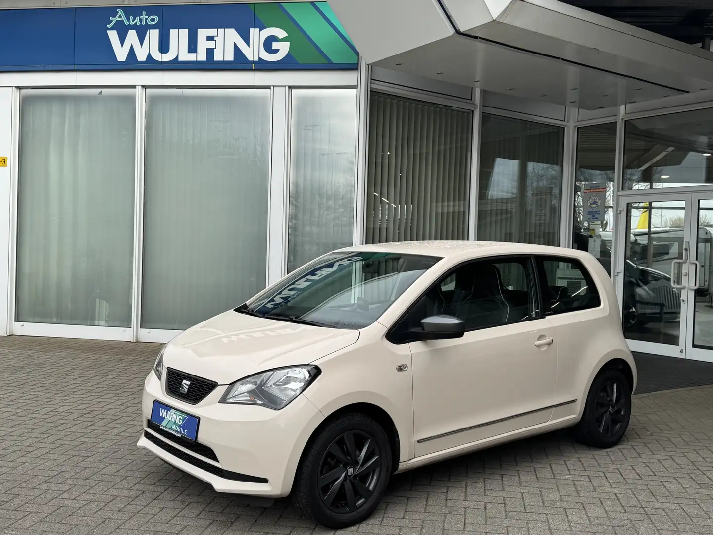 SEAT Mii By Mango Tempomat Sitzheizung Navigation PDC Beige - 1
