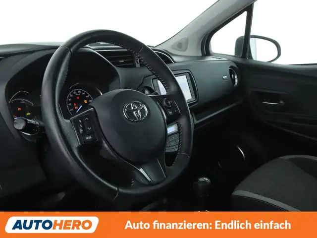 Toyota Yaris view 11