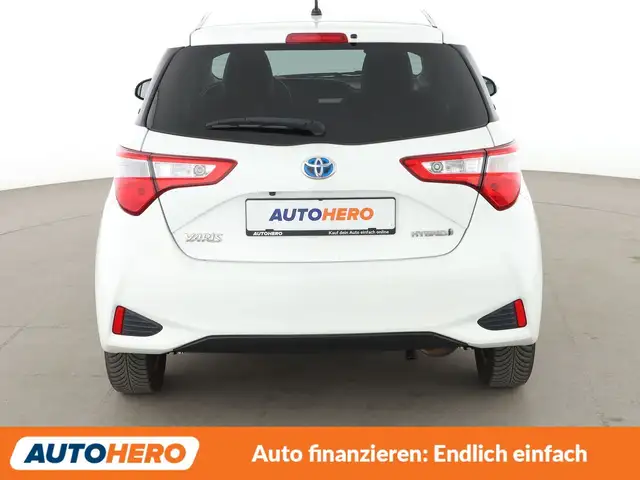Toyota Yaris view 5