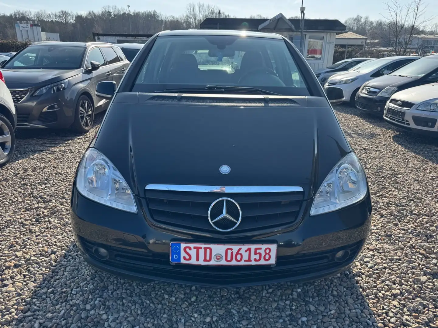 Mercedes-Benz A 180 A180*Klima*Allwetter*Navi* Schwarz - 2