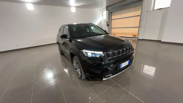 Jeep Compass view 3