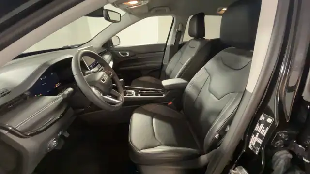 Jeep Compass view 8