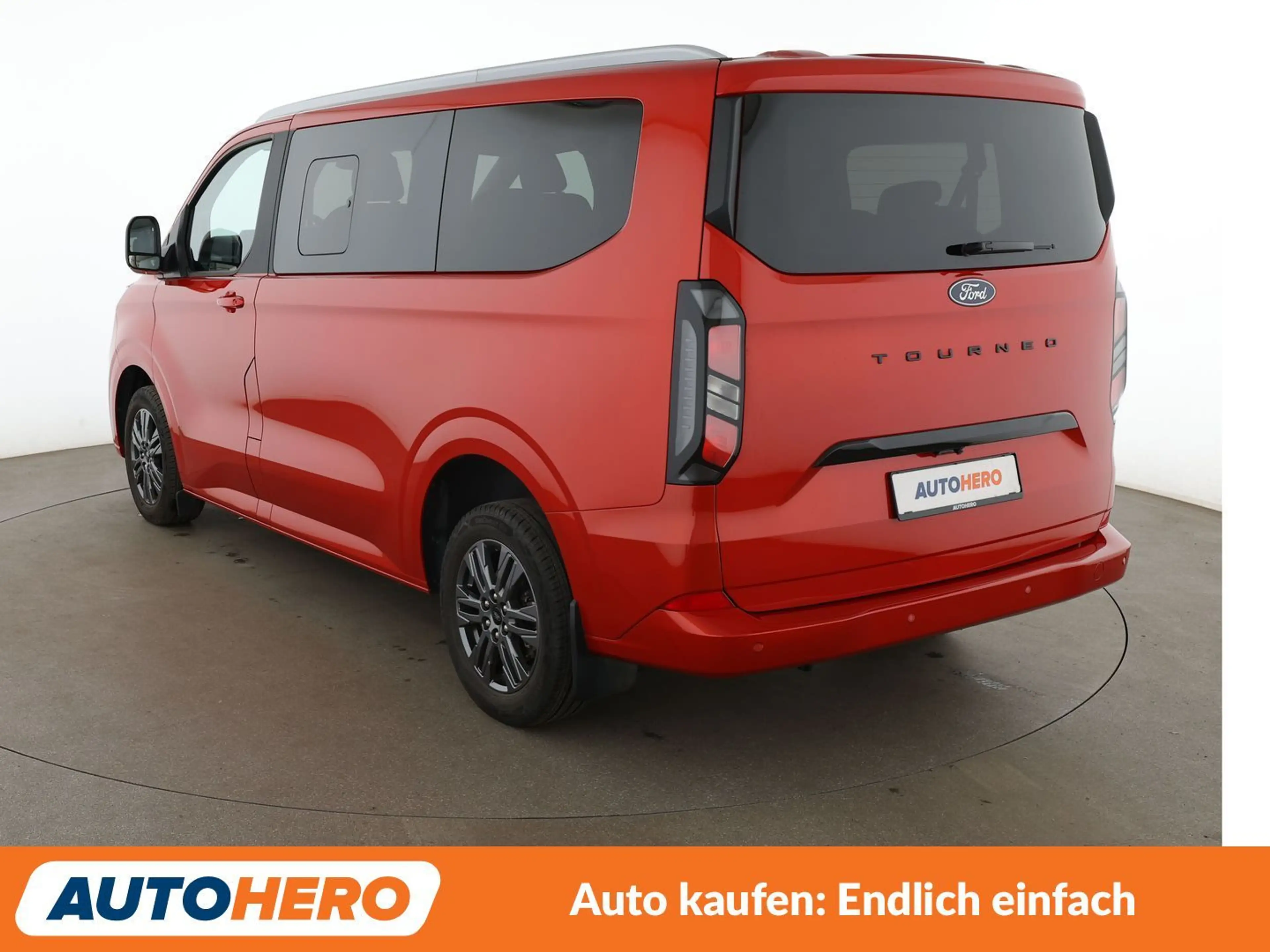 Ford Tourneo Custom 2.0 TDCi EcoBlue 320 L1 Titanium Aut.*LED*CAM*SPUR — photo 4