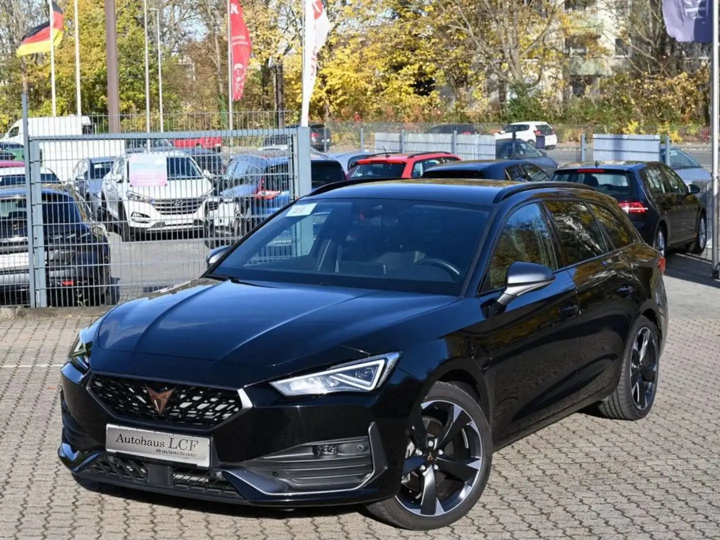 CUPRA Leon Sportstourer 1.4 e-Hybrid LEDER NAVI LED 1H Schwarz - 1
