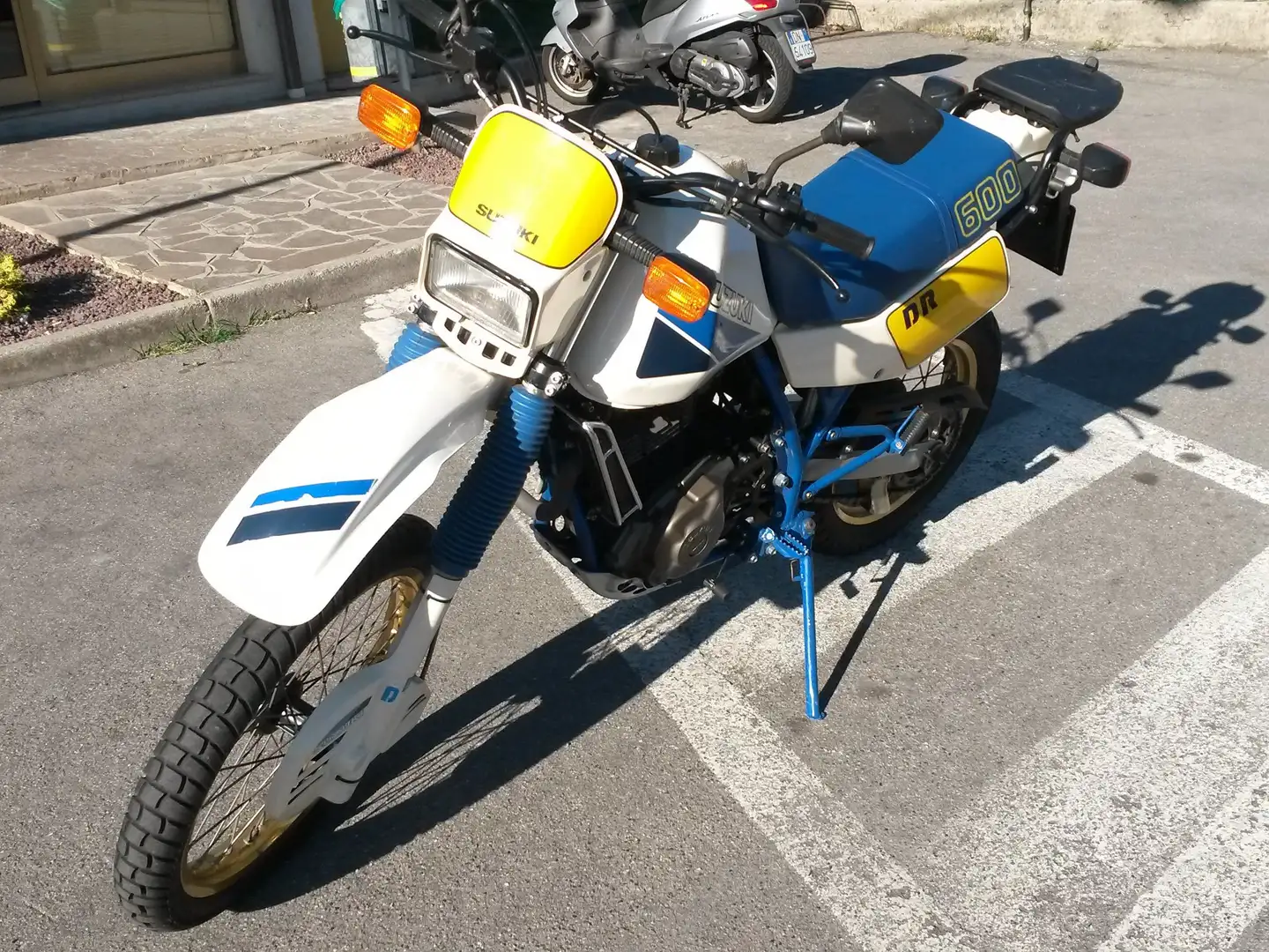 Suzuki DR 600 S Fehér - 2